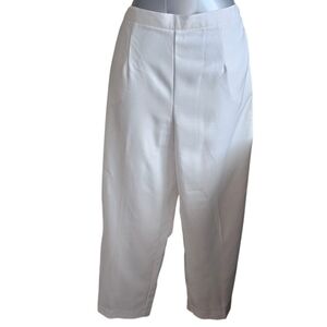 Alfred Dunner White Cropped Ankle Pants